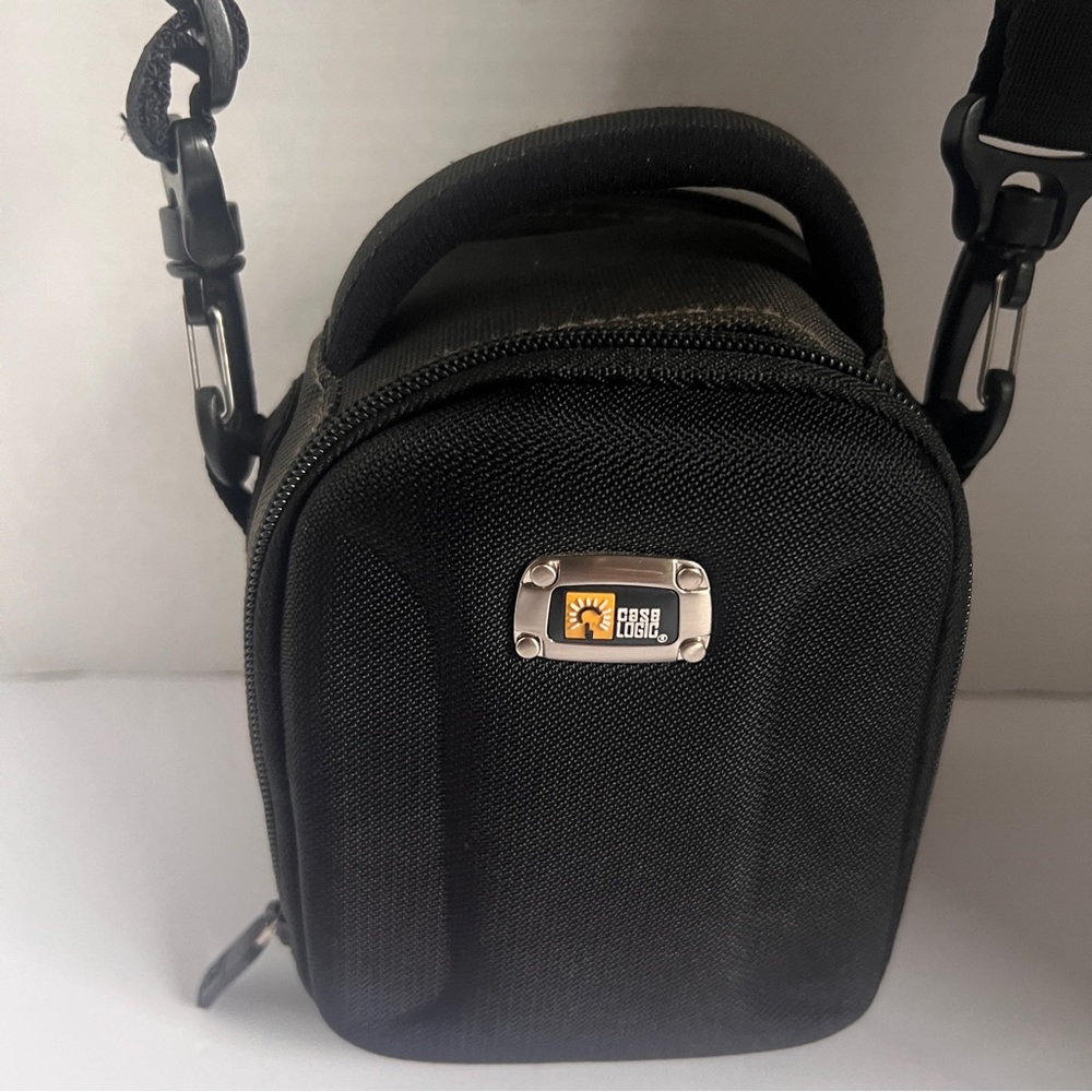 Case Logic Compact Camera Case